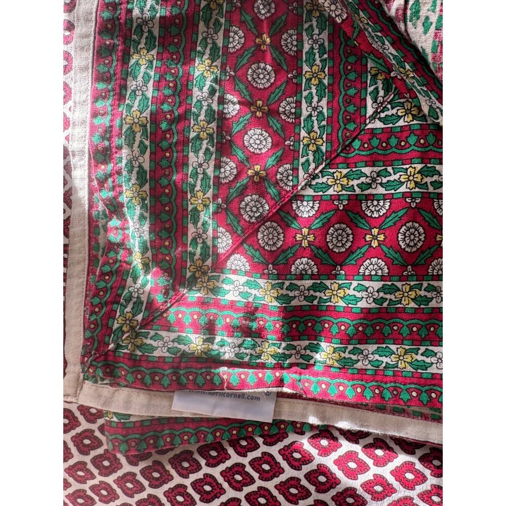 April Cornell Beautiful Vibrant Christmas Tablecloth 56” x 80”